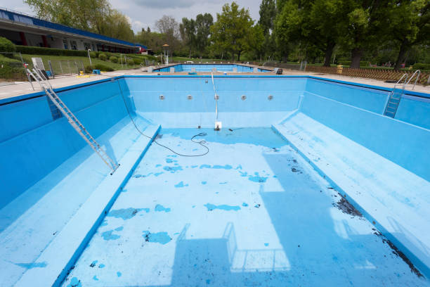 Best Commercial water damage restoration  in Rossmoor, CA